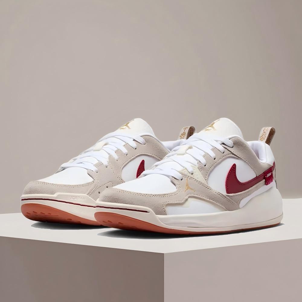 Women Shoes Jordan - Nike Jordan CMFT ERA damessneakers -