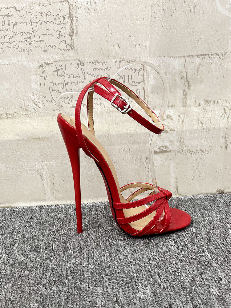 Zomerse Nieuwe Sexy Superhoge  - Patent Leather Pump recensie en prijs