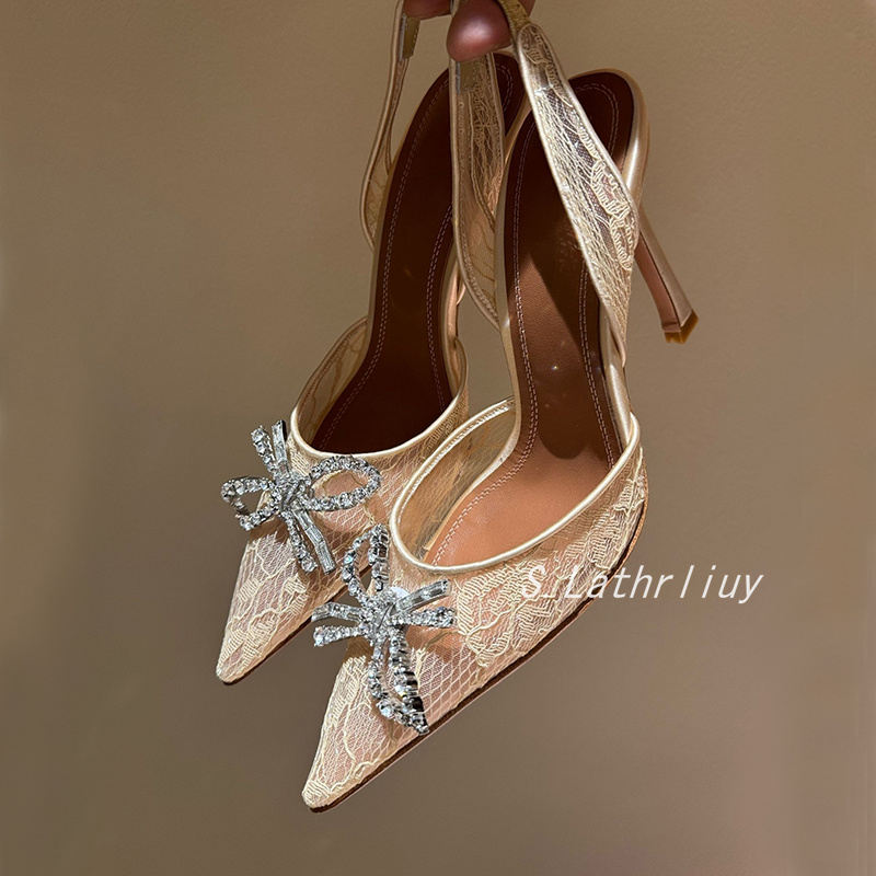 Sandalen Strass Bloem Puntscho - Patent Leather Pump recensie en prijs